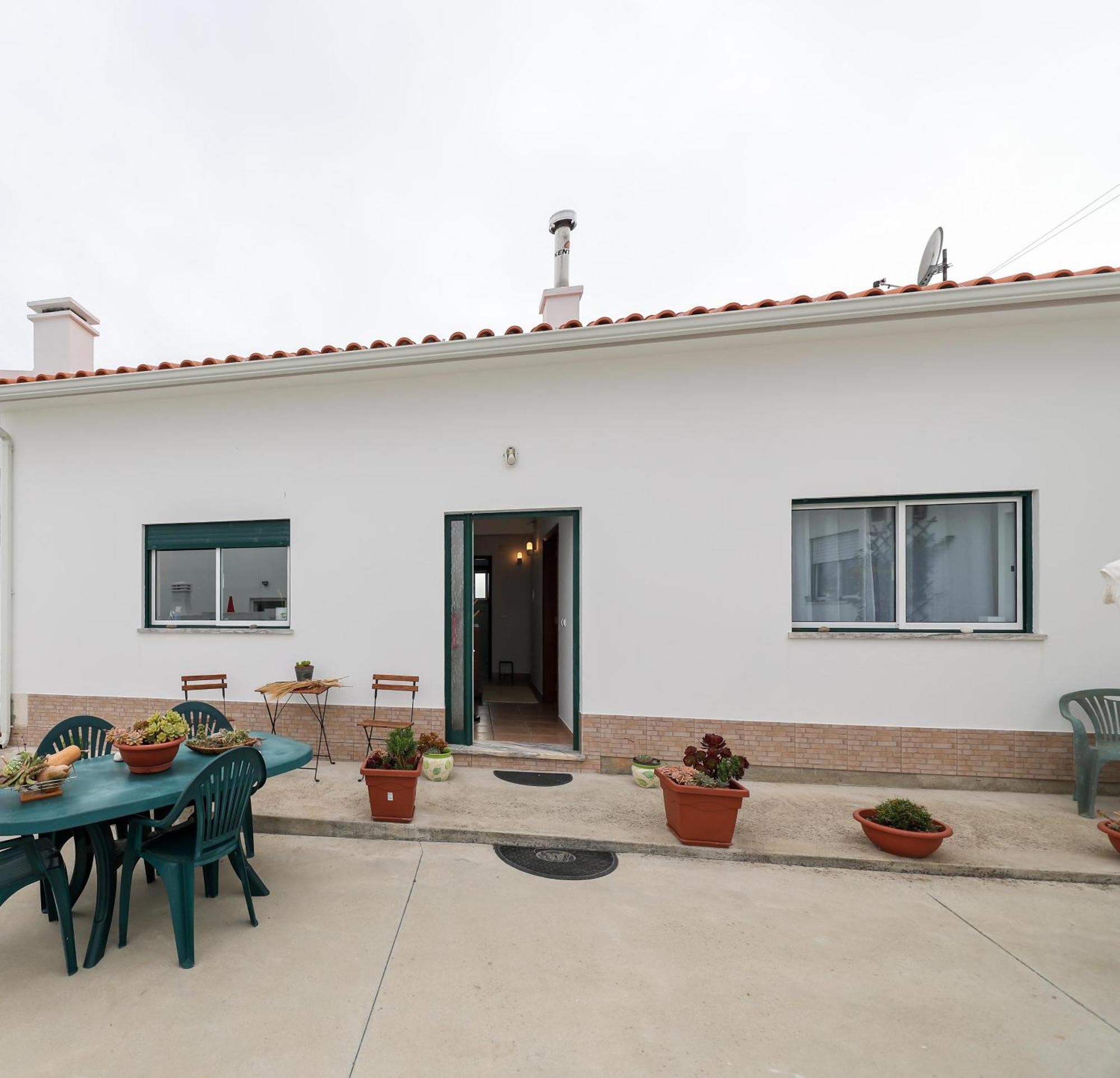 Casas Com Amoras In Serra Da Pescaria Famalicão Exterior foto